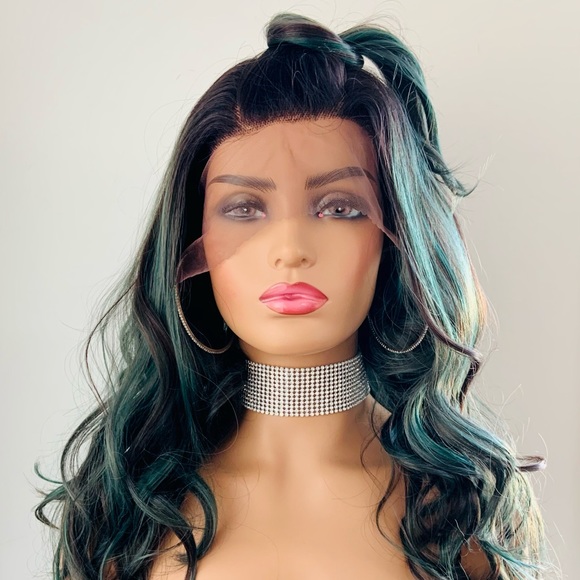 Gorgeous Black/Green 13x4 Lace Front Synthetic Wig - Picture 4 of 13
